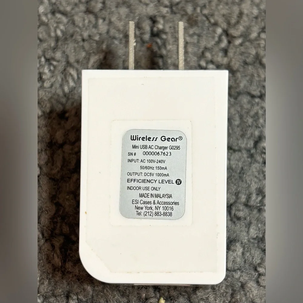 Wireless Gear USB Charger Model G0295